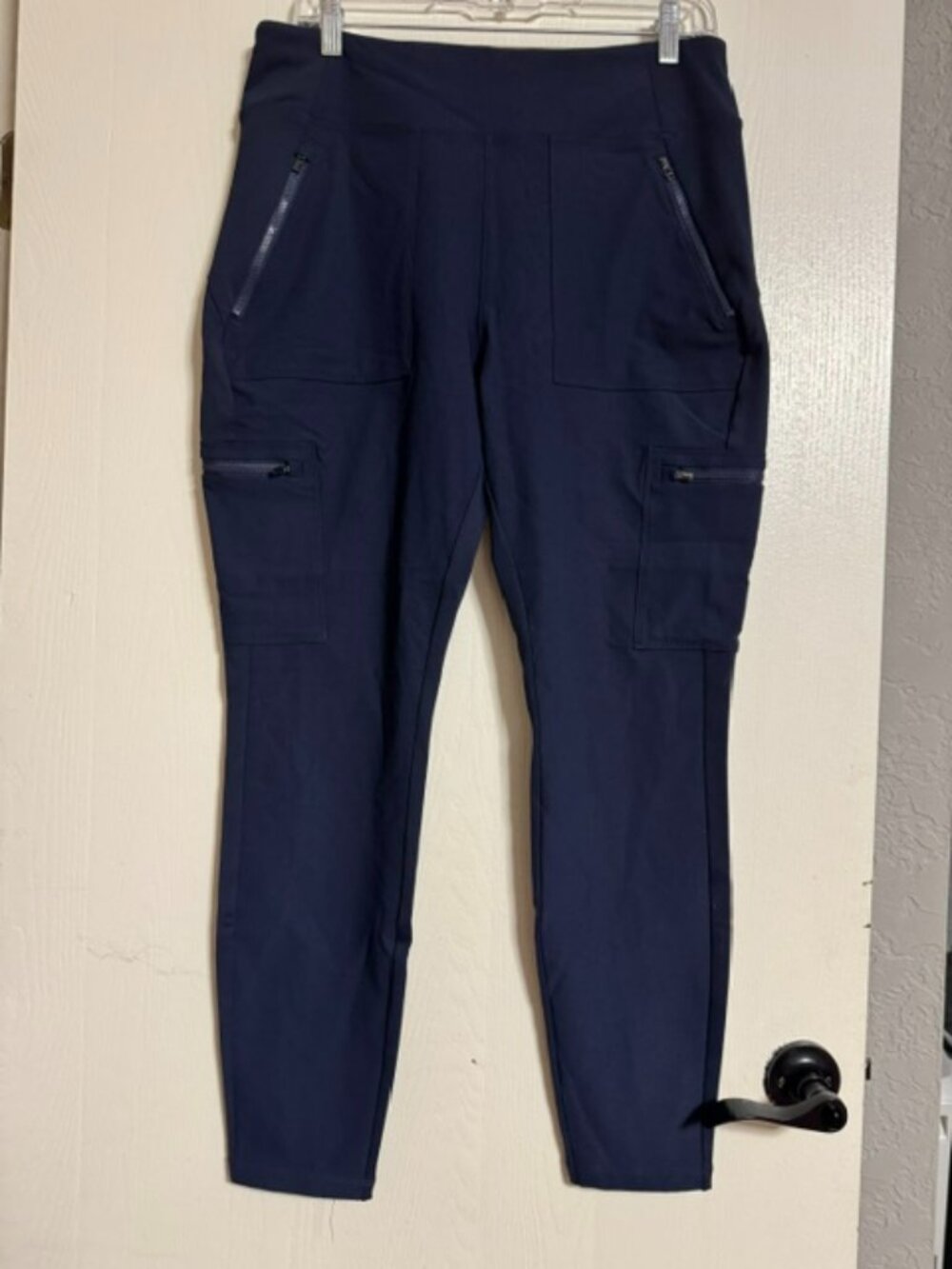 Athleta Headlands Hybrid High Rise Cargo Legging | Navy | Size 12